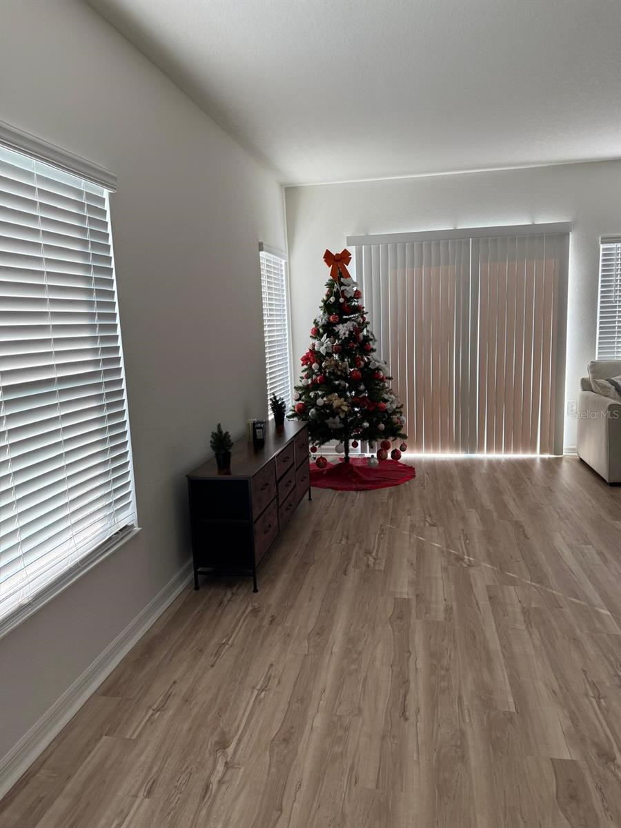 BELLAVIVA PH 4 - Residential Lease