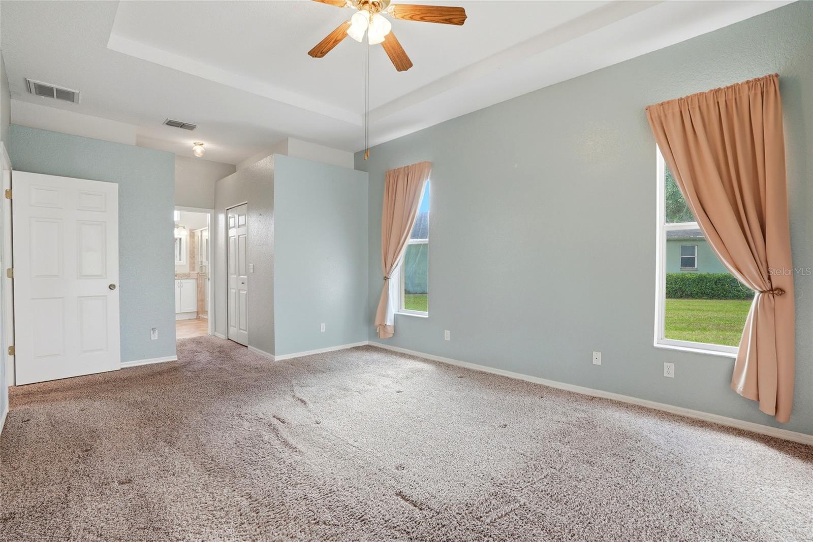 WALDEN LAKE 33 03 - Residential