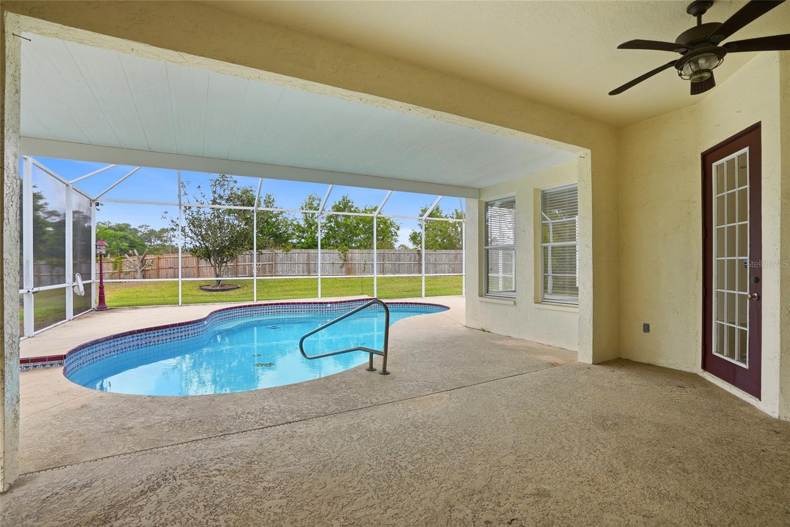 WALDEN LAKE 33 03 - Residential