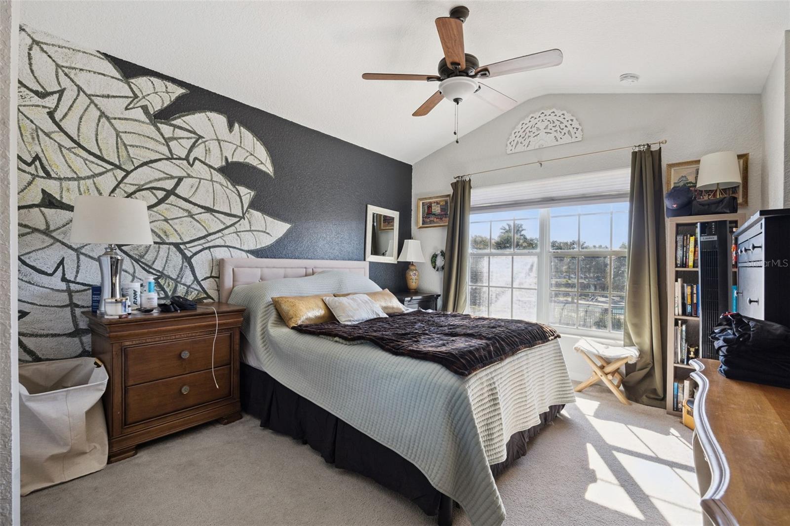 CARRIAGE HOMES AT DUNWOODY COMMONS A CONDO - Residential