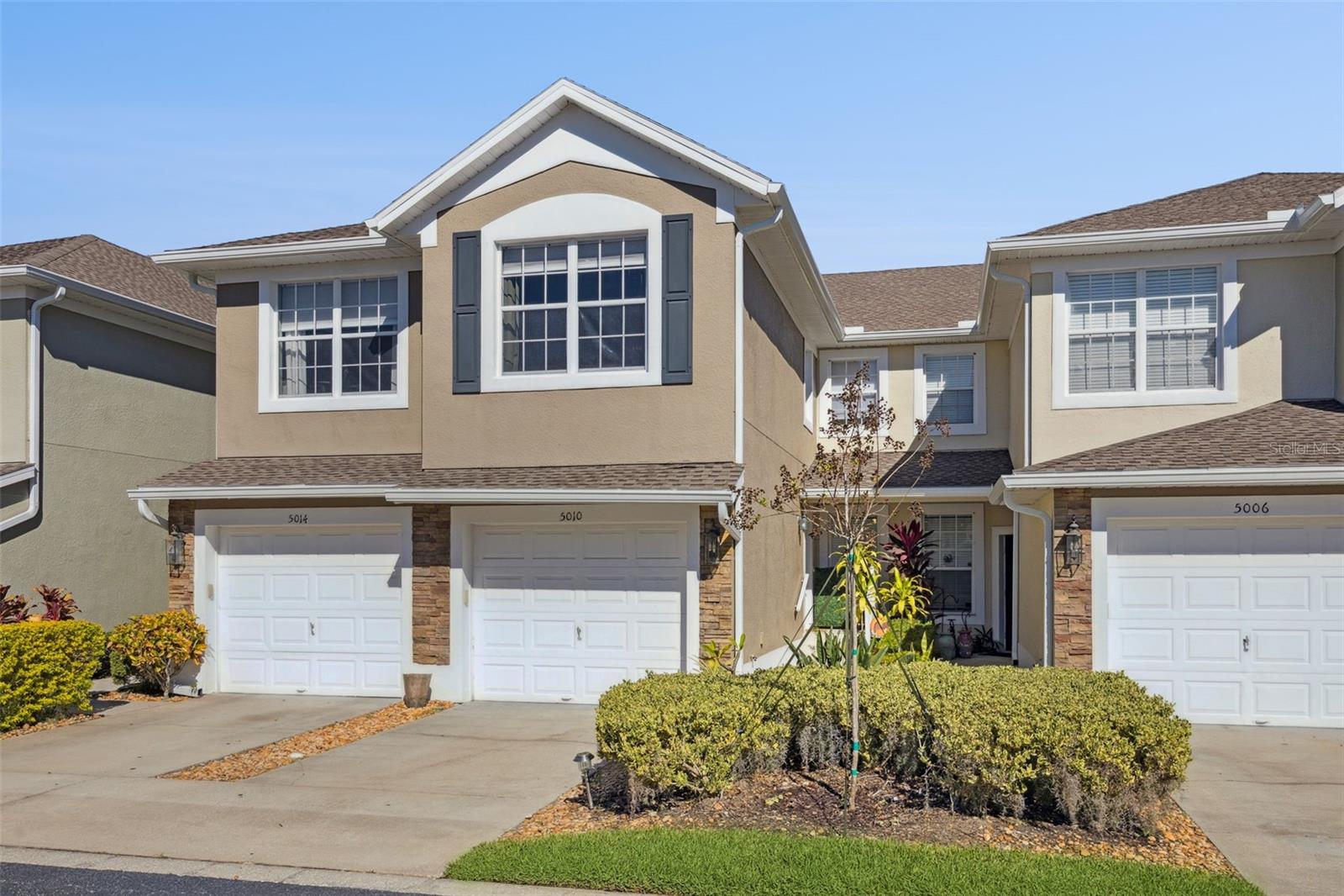 CARRIAGE HOMES AT DUNWOODY COMMONS A CONDO - Residential