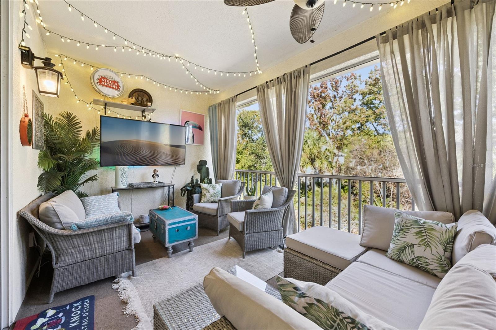 CARRIAGE HOMES AT DUNWOODY COMMONS A CONDO - Residential