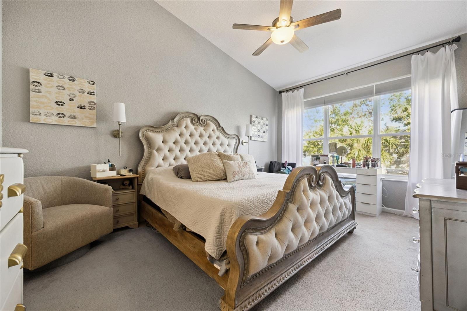 CARRIAGE HOMES AT DUNWOODY COMMONS A CONDO - Residential