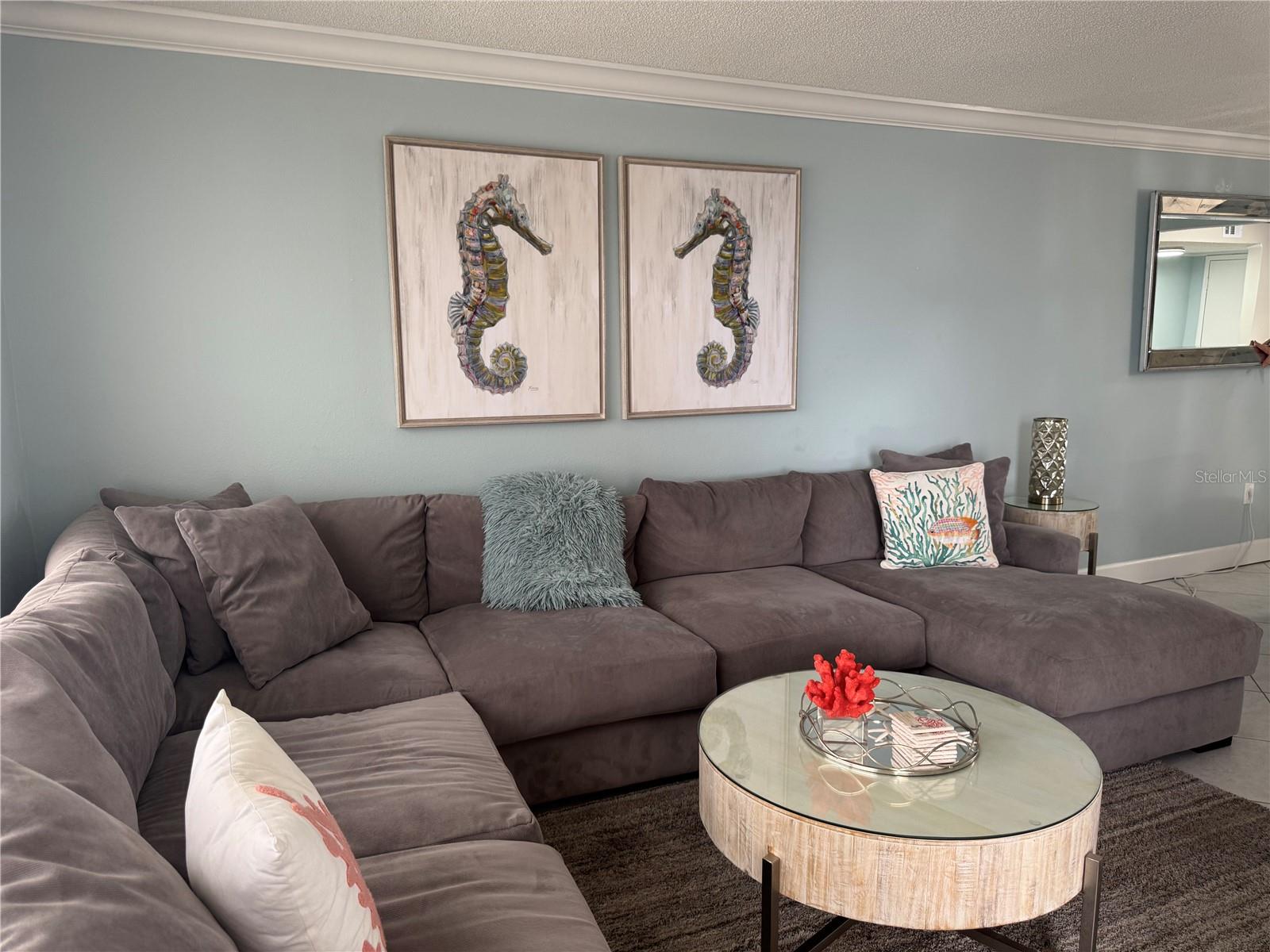 HARBOUR LIGHT TOWERS CONDO - Residential