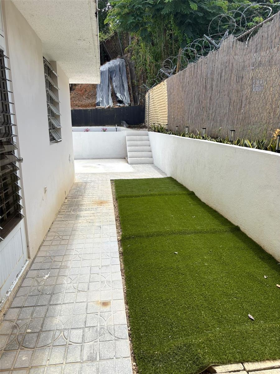 I2B CALLE TOLIMA URB. PARK GARDENS