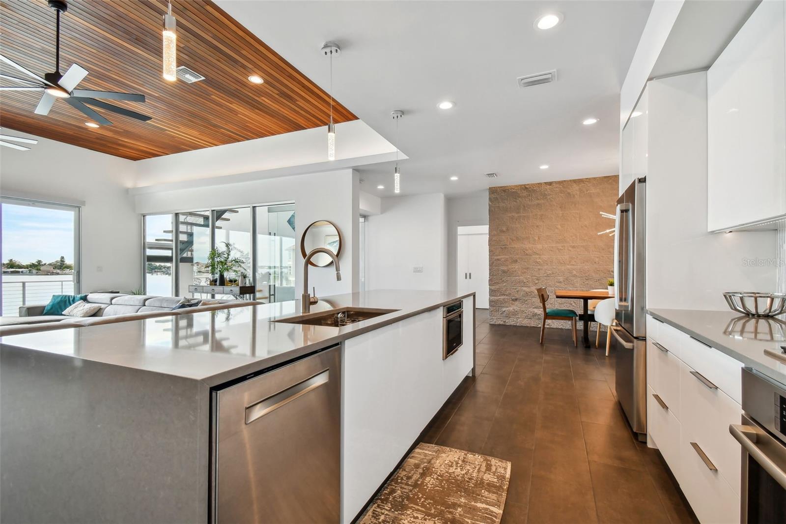 BAY POINT ESTATES 3RD ADD - Residential