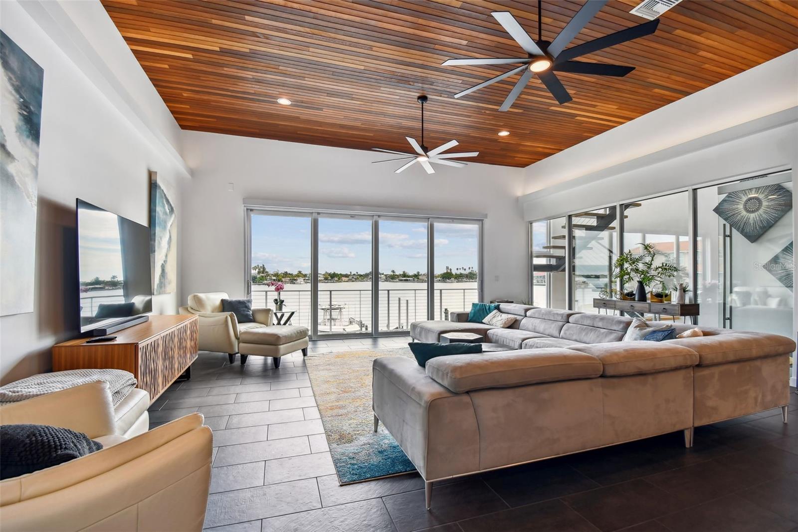 BAY POINT ESTATES 3RD ADD - Residential