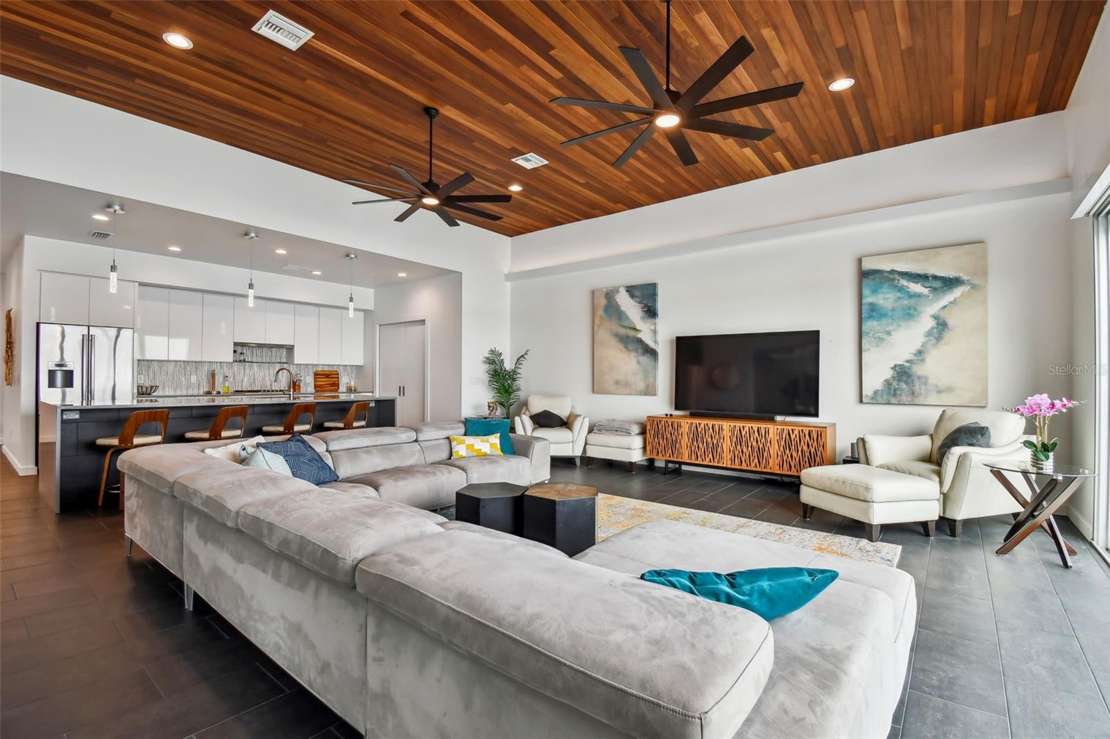 BAY POINT ESTATES 3RD ADD - Residential