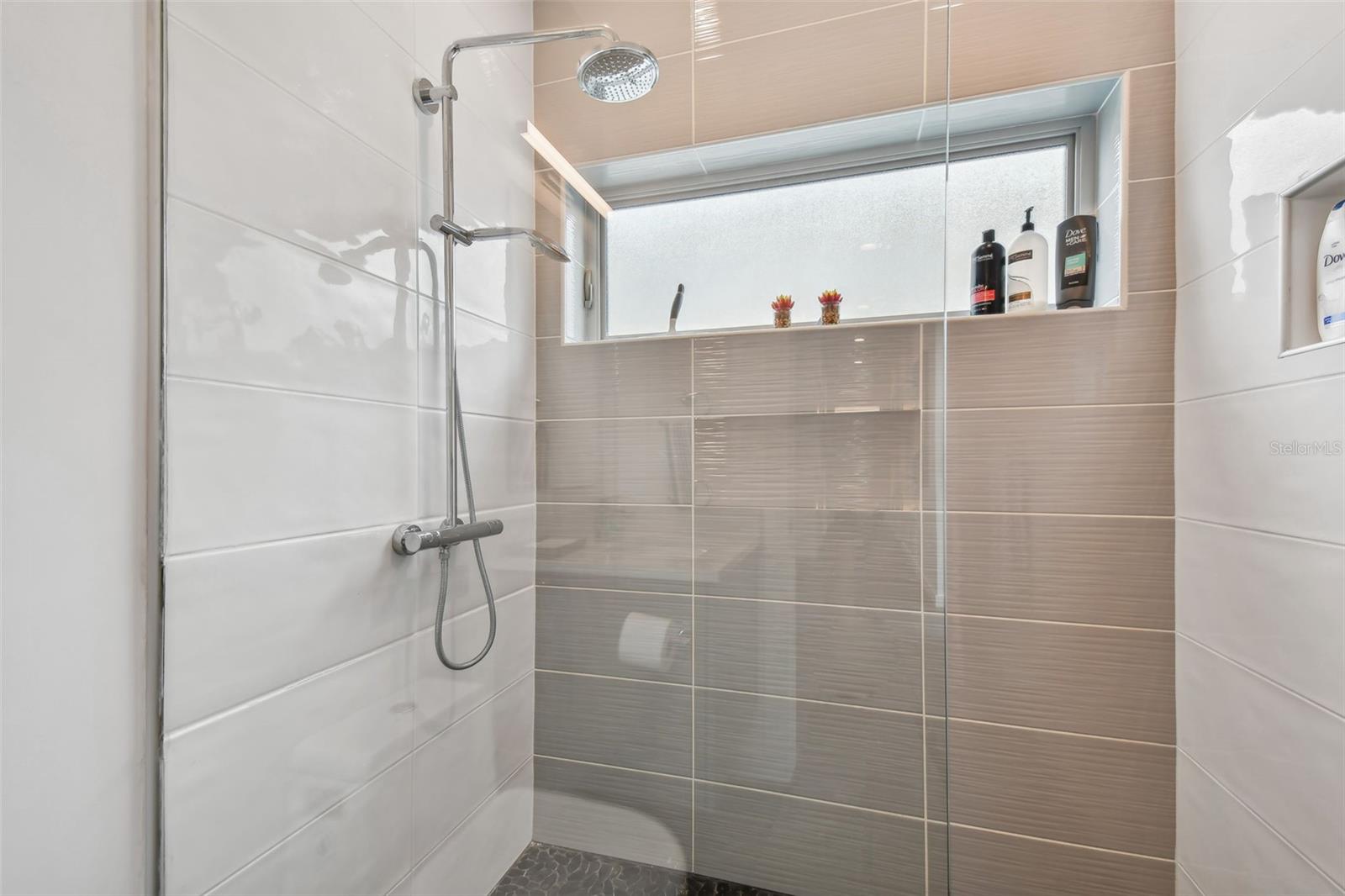 BAY POINT ESTATES 3RD ADD - Residential