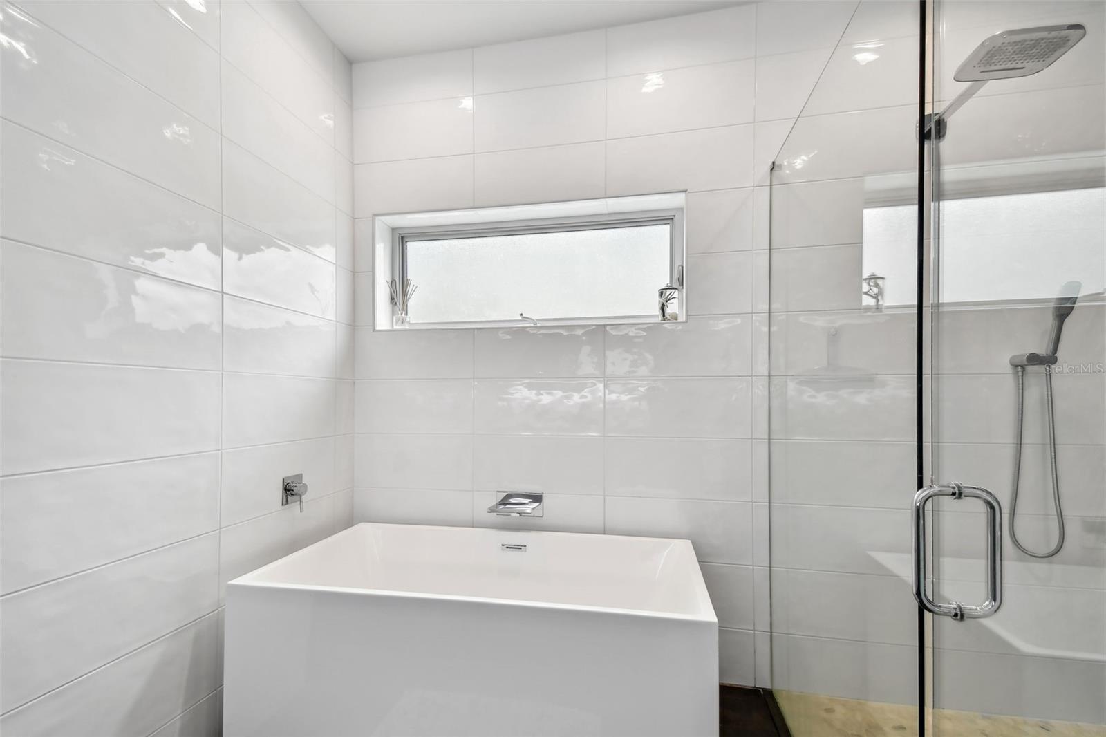 BAY POINT ESTATES 3RD ADD - Residential