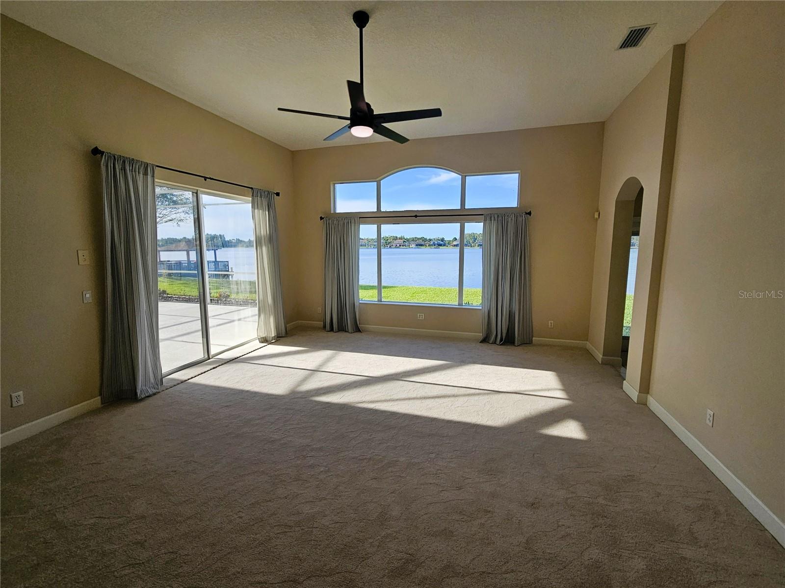 IVY LAKE ESTATES - Residential Lease