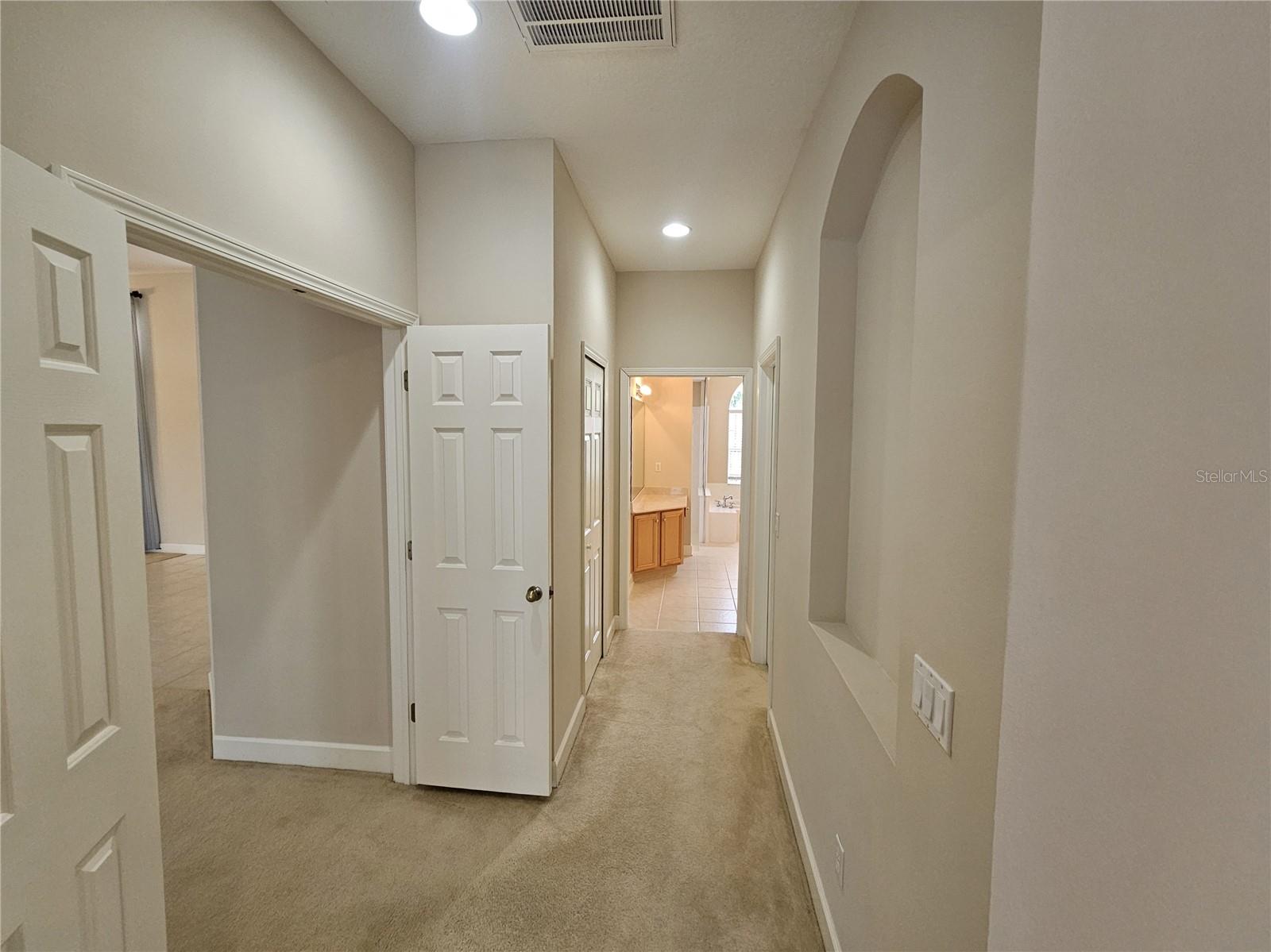 IVY LAKE ESTATES - Residential Lease