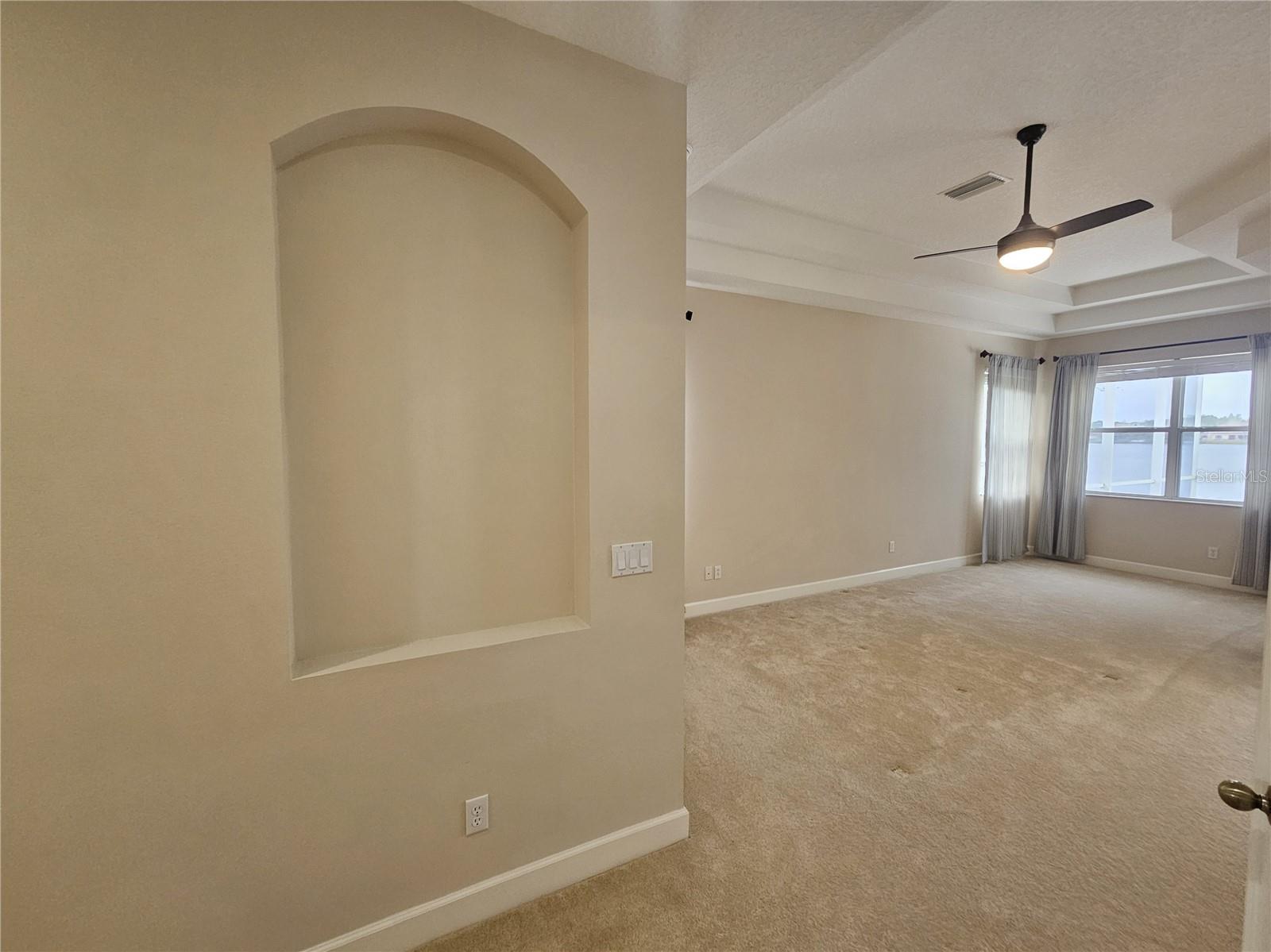 IVY LAKE ESTATES - Residential Lease