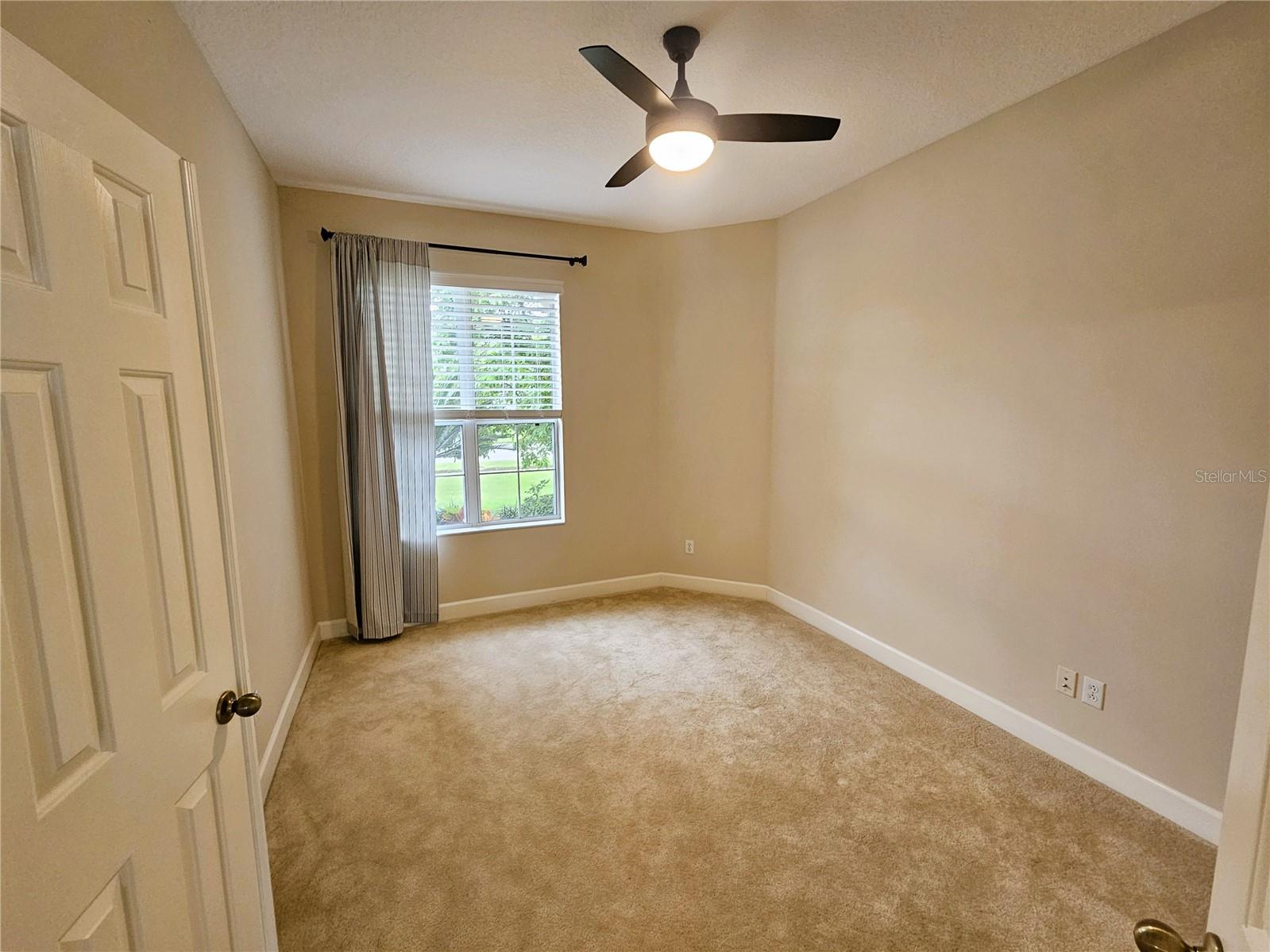 IVY LAKE ESTATES - Residential Lease