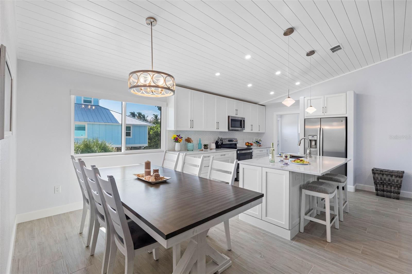 PALM ISLAND ESTATES - Residential