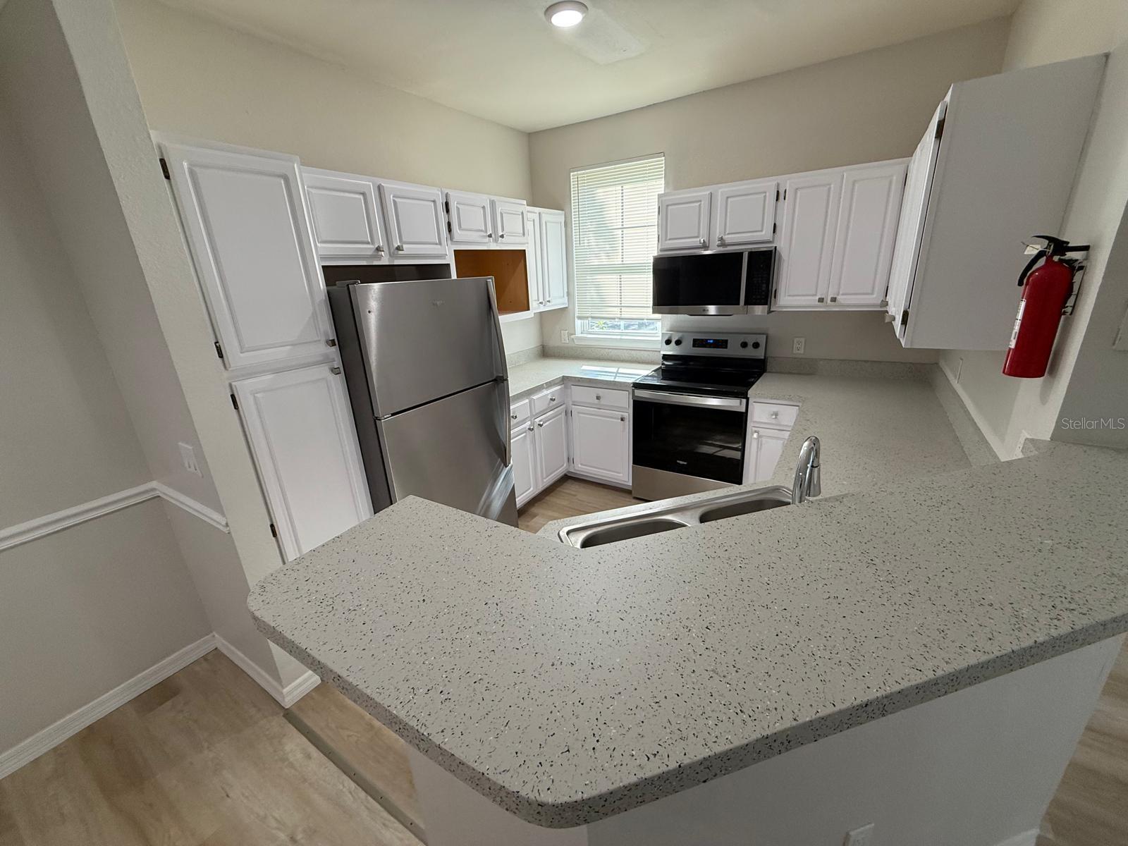 HAMPTONS/METROWEST - Residential Lease