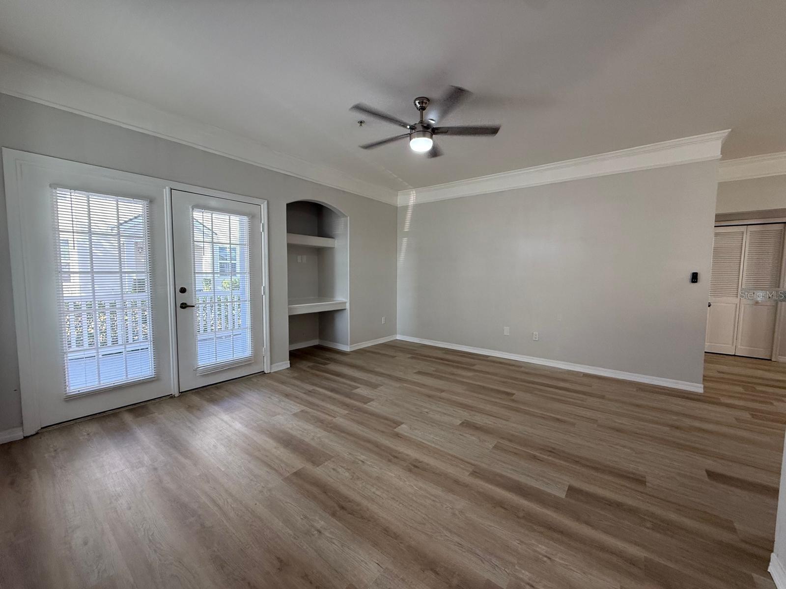 HAMPTONS/METROWEST - Residential Lease