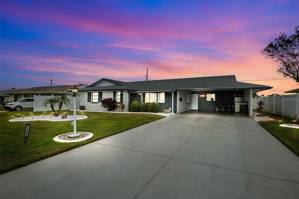 Photo of 1205 Hacienda Drive, Sun City Center, FL 33573 (MLS # TB8431321)