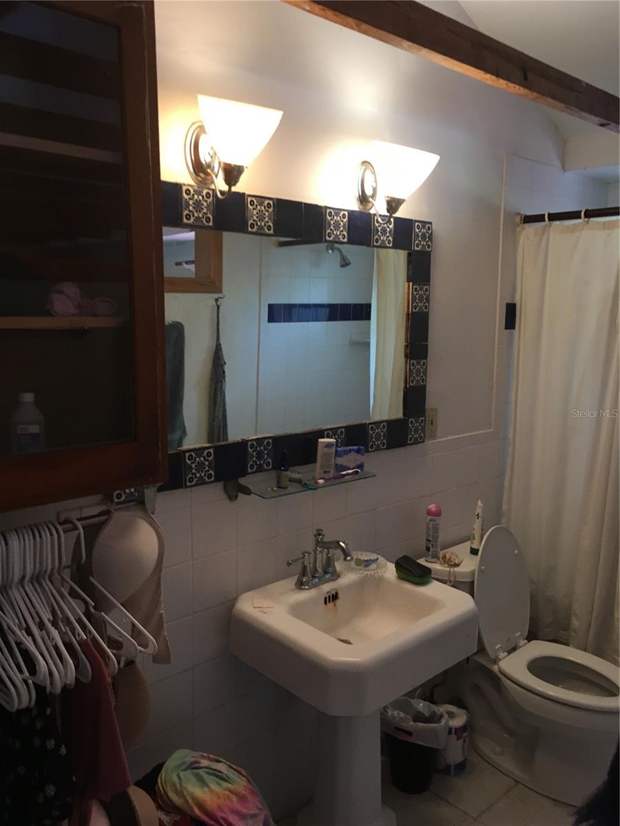 BROADWAY COURT OF INDIAN BEACH - Residential