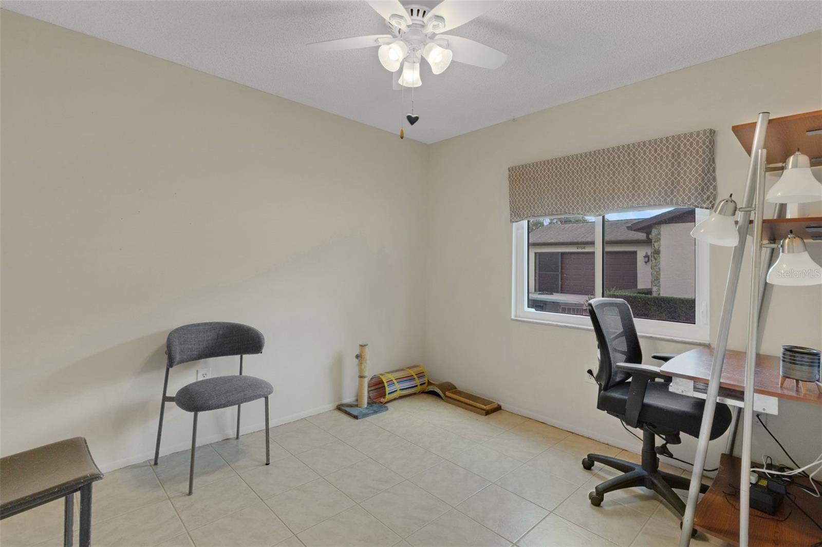 LAKE SARASOTA - Residential