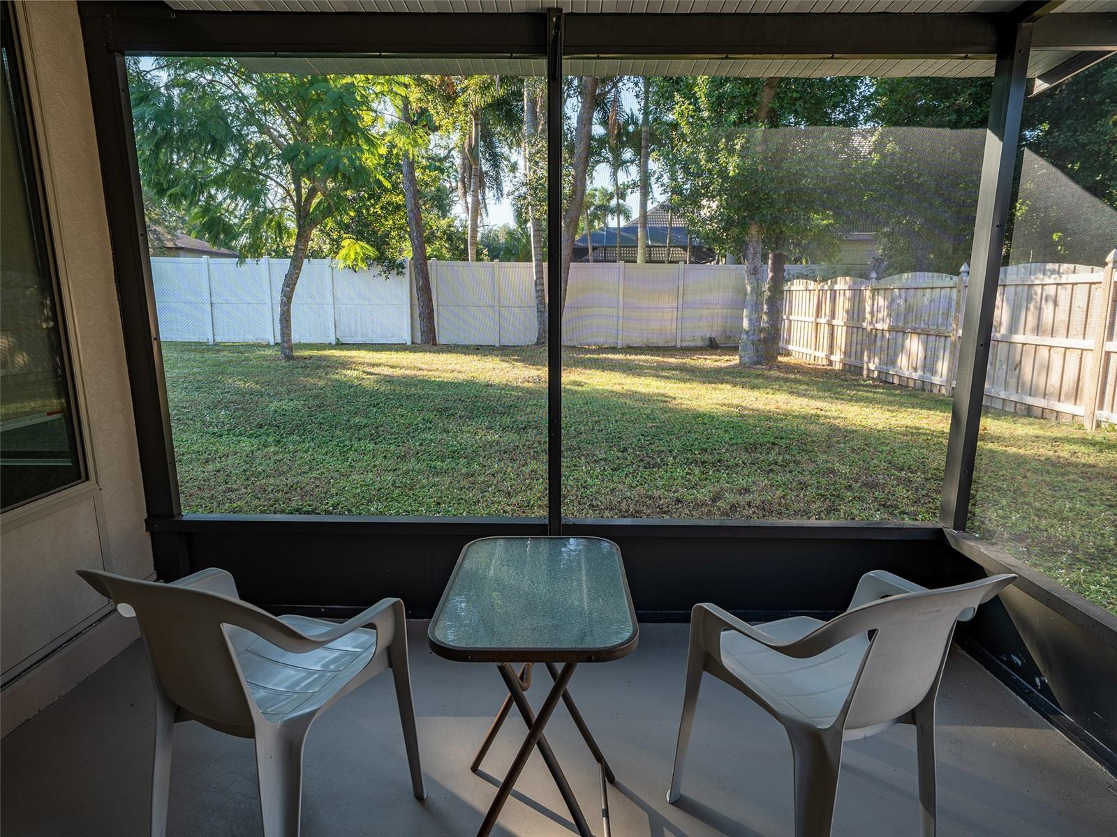 LAKE SARASOTA - Residential