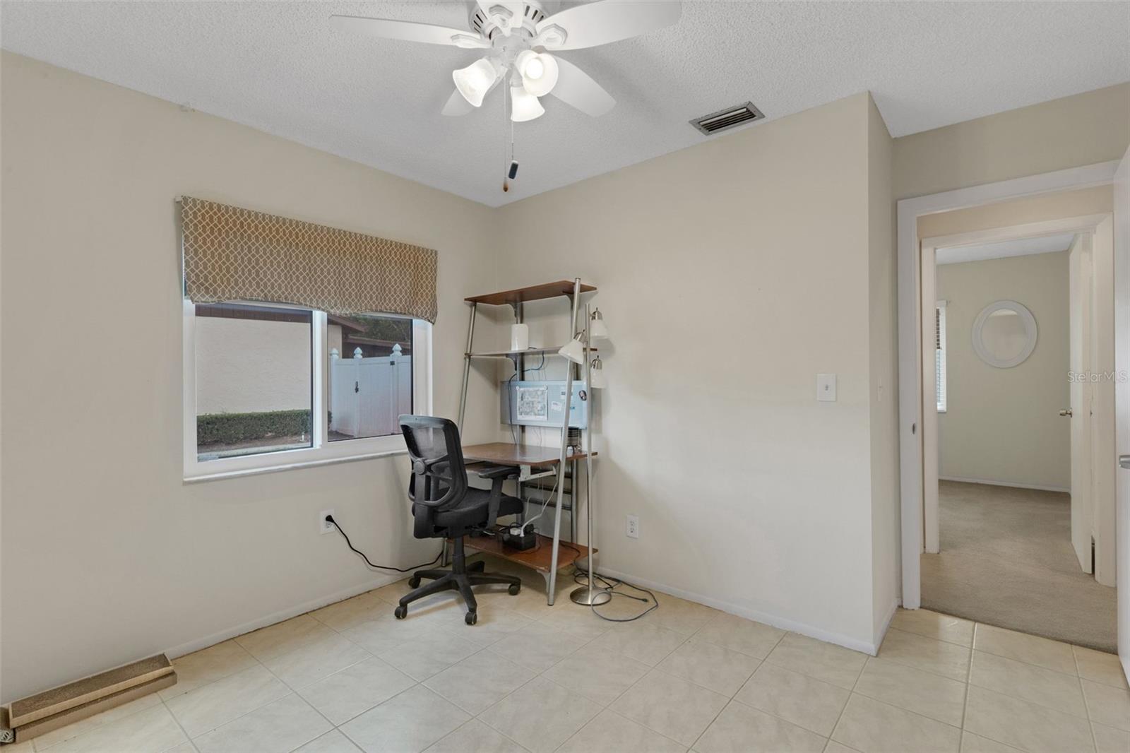 LAKE SARASOTA - Residential