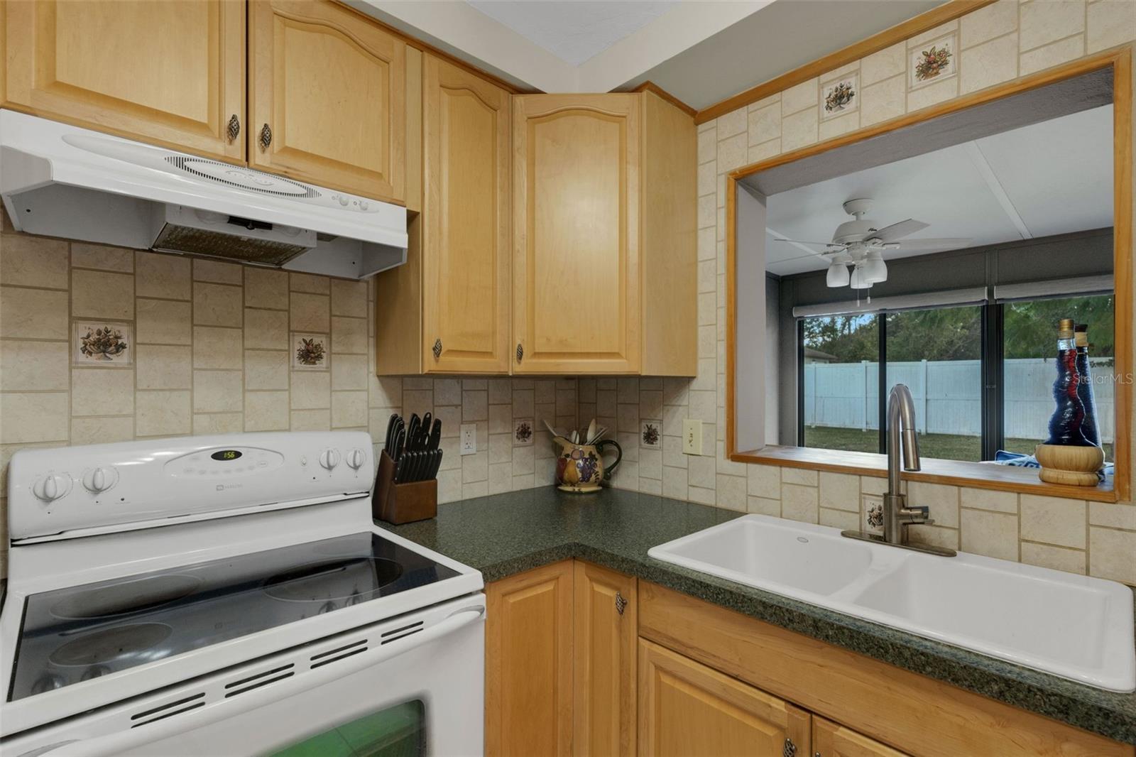 LAKE SARASOTA - Residential