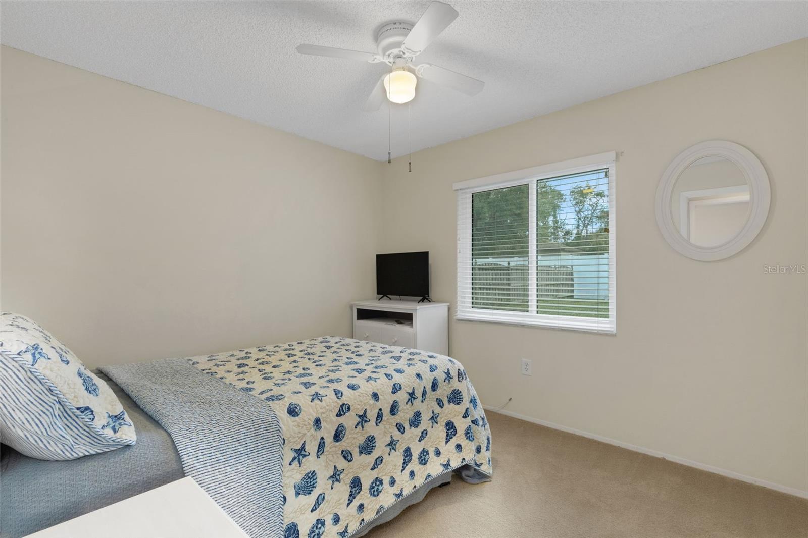 LAKE SARASOTA - Residential