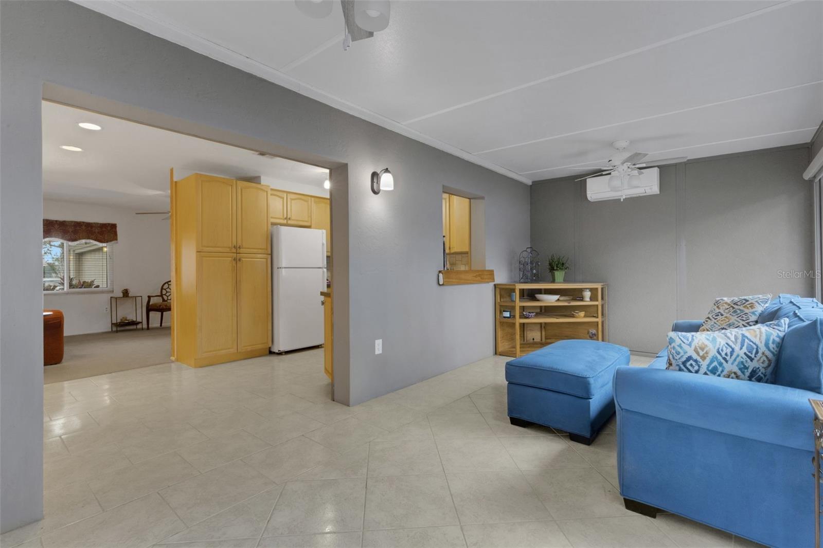 LAKE SARASOTA - Residential