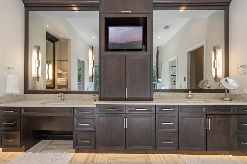 SEMINOLE WOODS 5 AC DEV - Residential