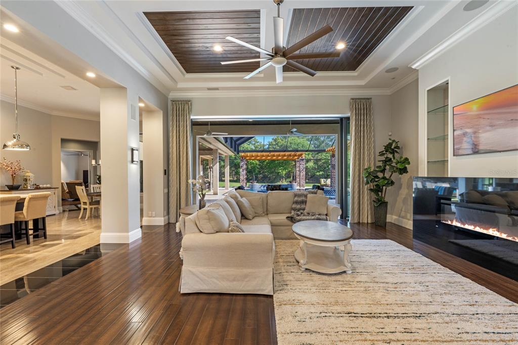 SEMINOLE WOODS 5 AC DEV - Residential