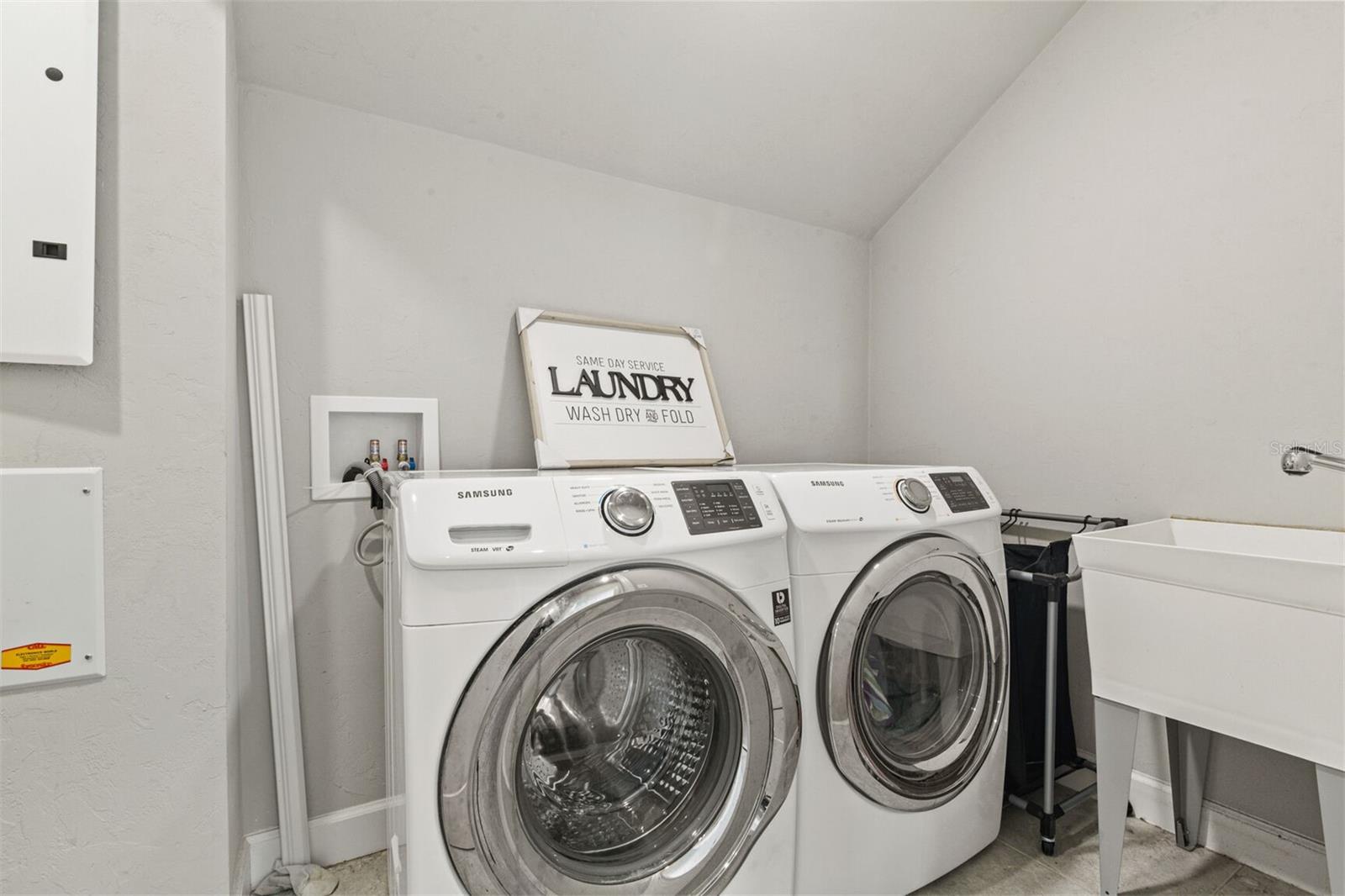 FINLEY WOODS PH 1B - Residential