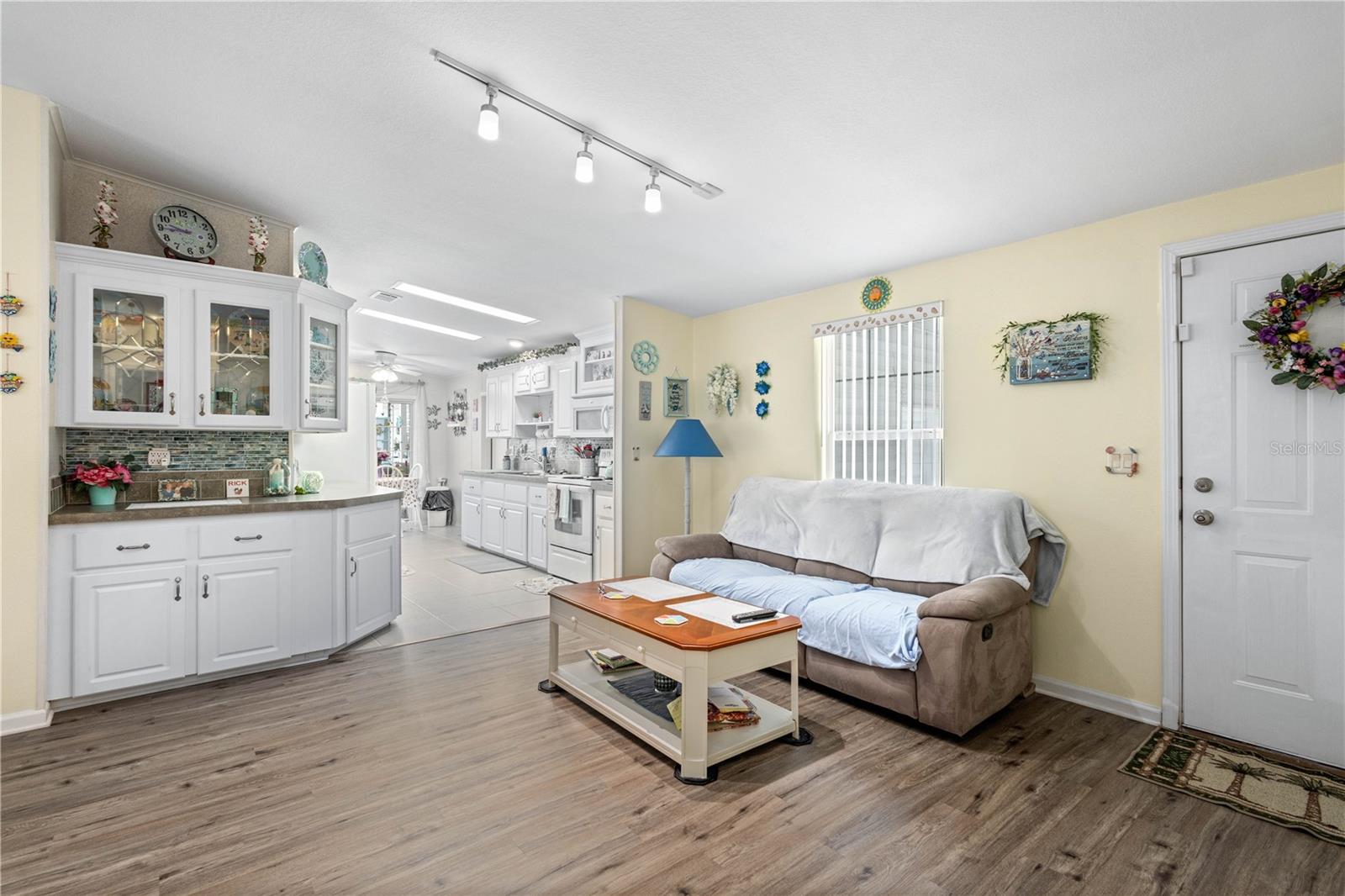 NORTH RIVER ESTATES - Residential