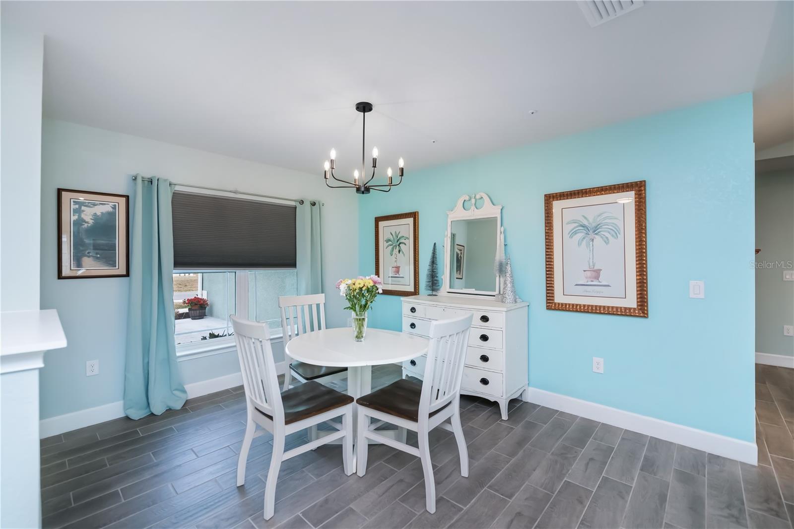 SOUTH VENICE - Residential