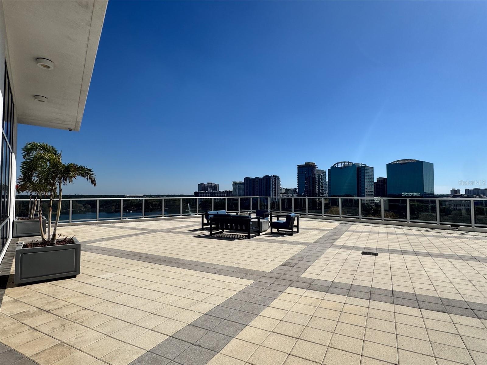 VUE/LK EOLA CONDO - Residential