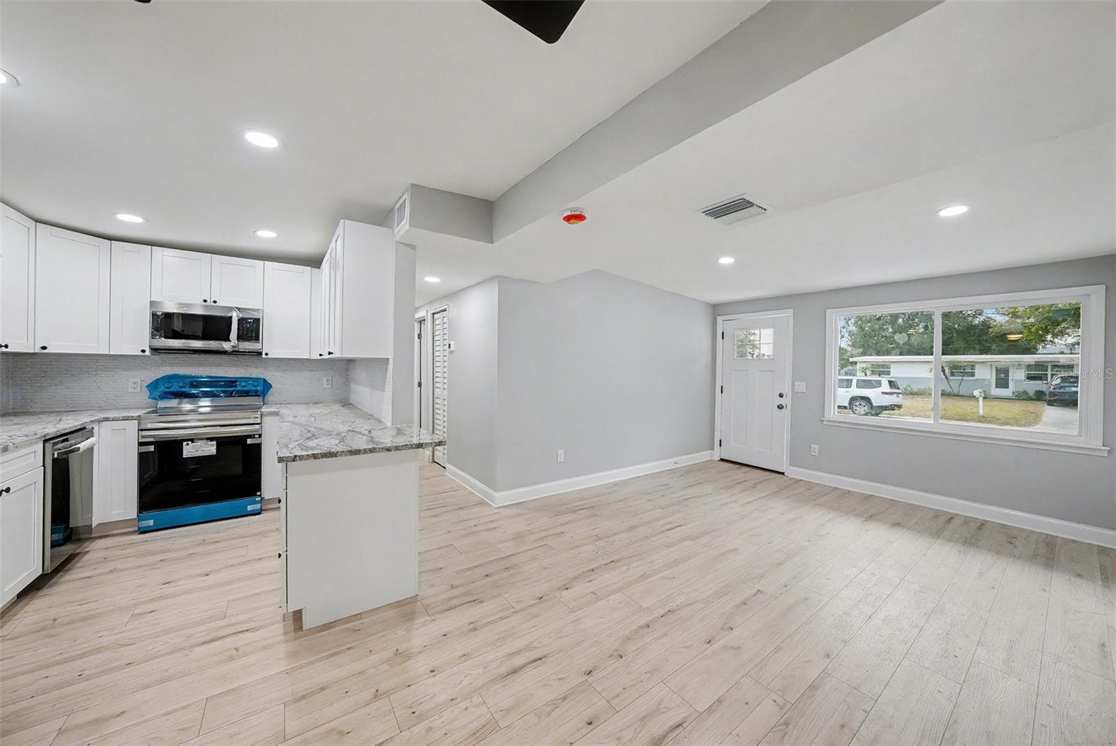 SUNSET GARDENS - Residential