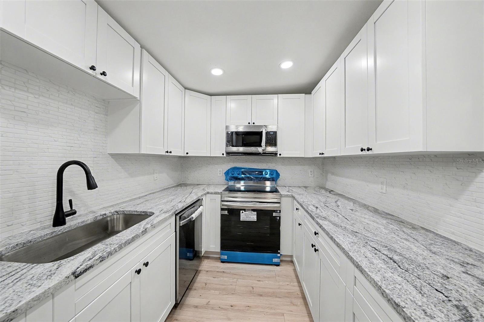 SUNSET GARDENS - Residential