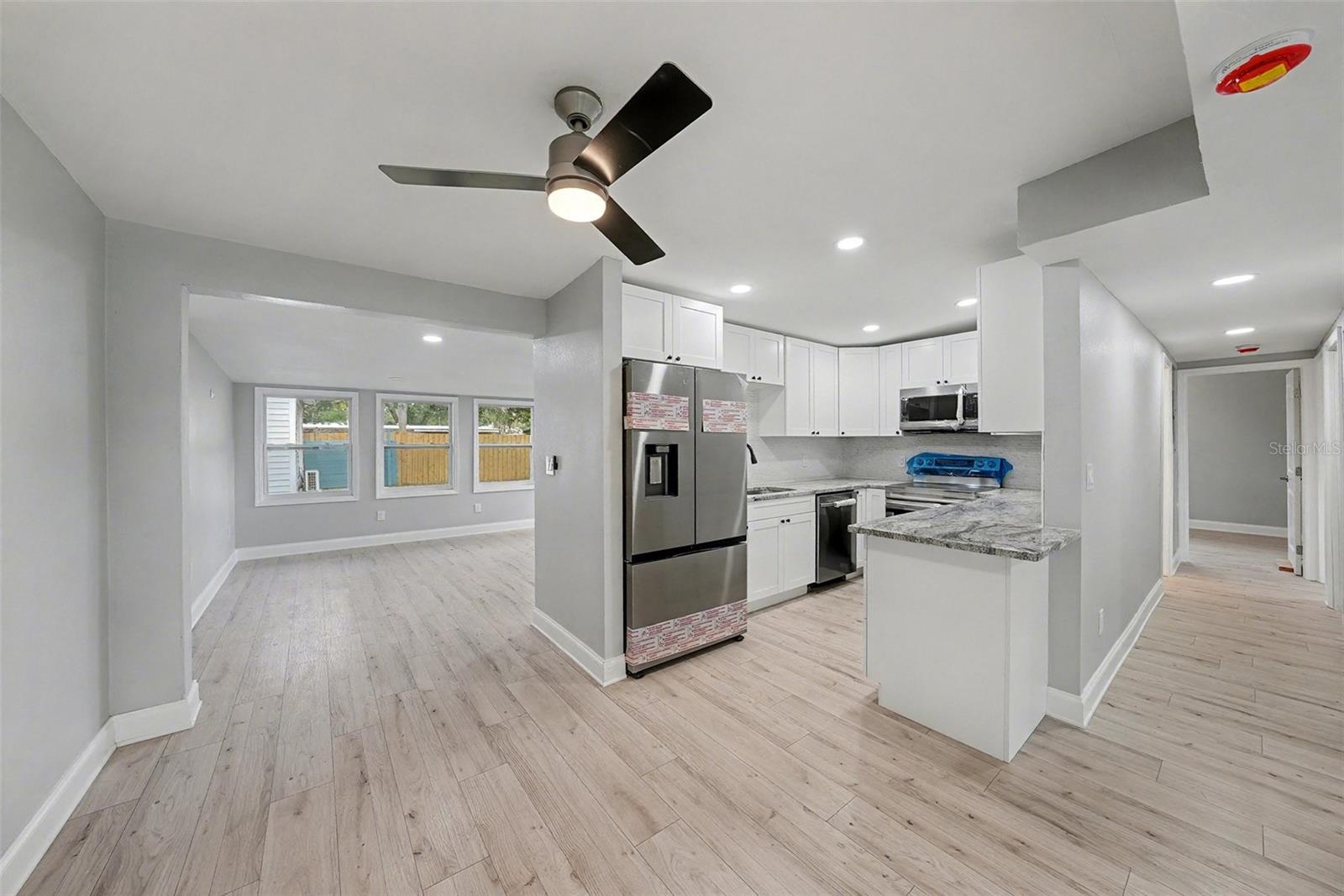 SUNSET GARDENS - Residential