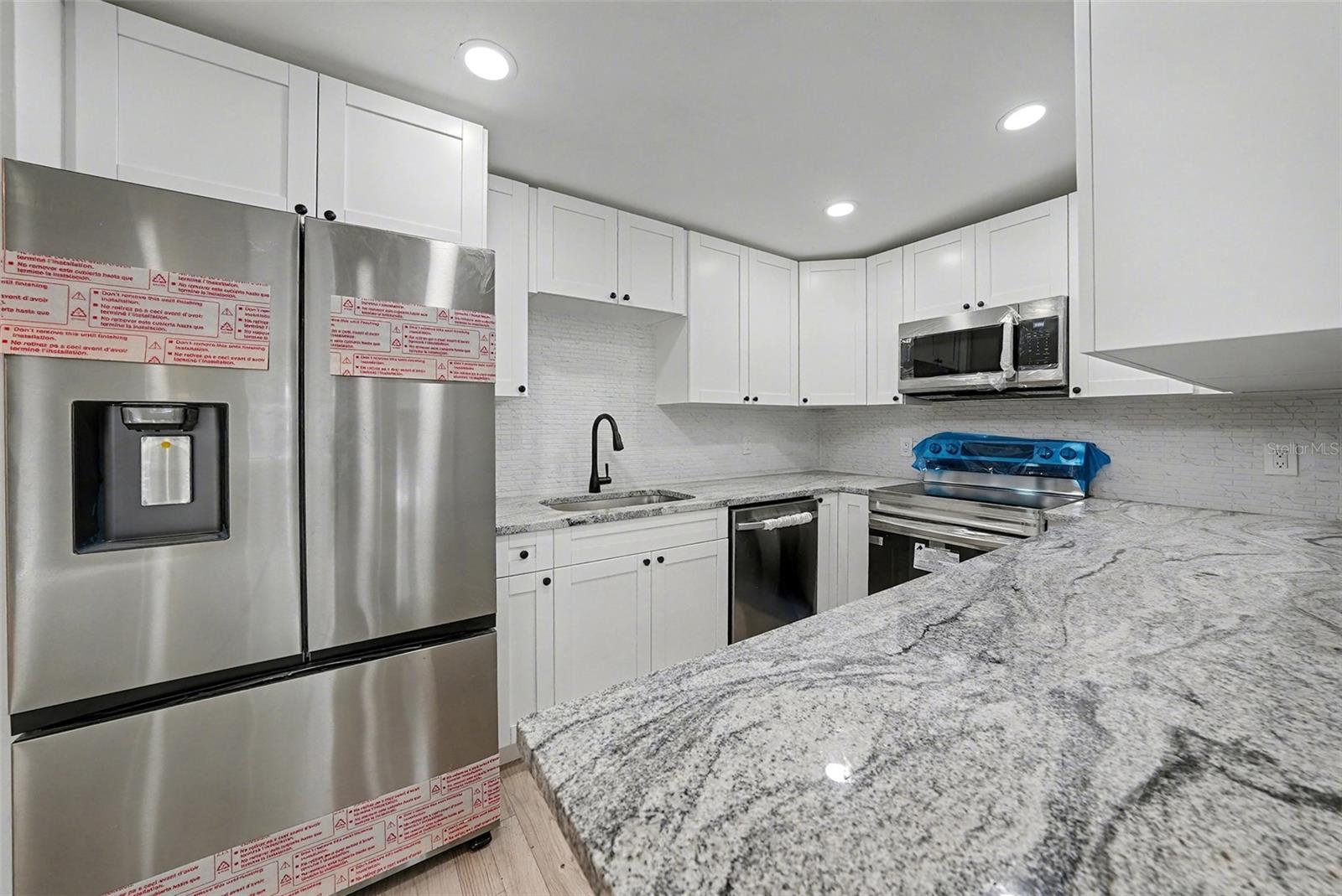 SUNSET GARDENS - Residential