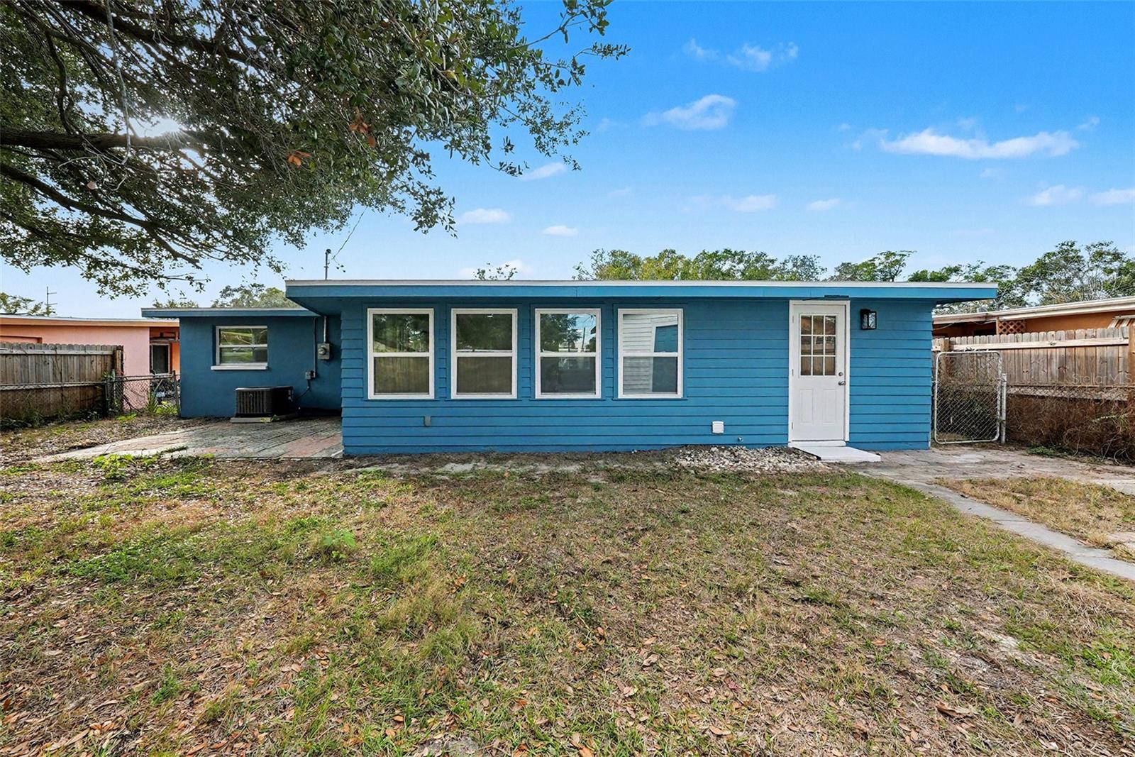 SUNSET GARDENS - Residential