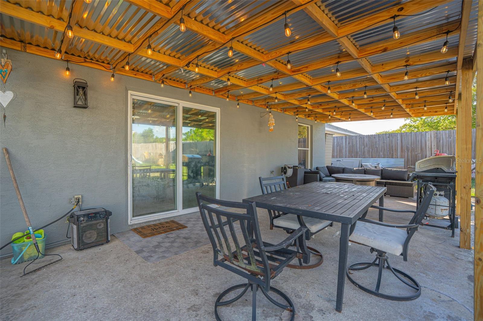 DELTONA LAKES UNIT 04 - Residential