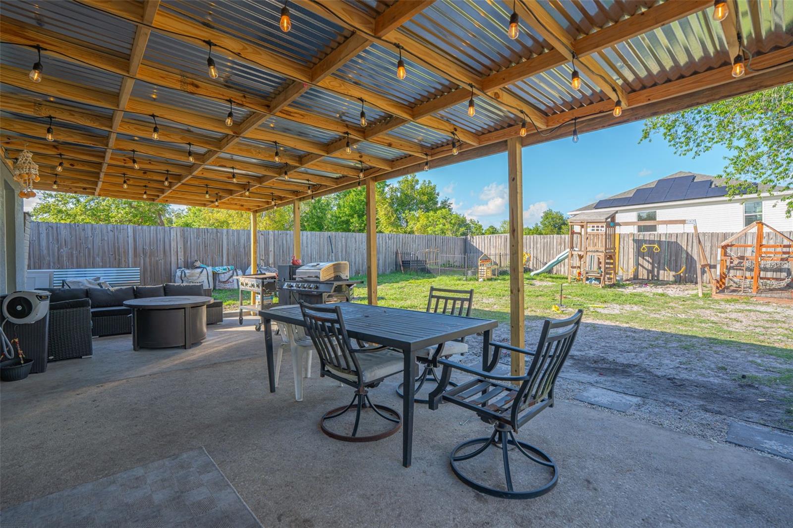 DELTONA LAKES UNIT 04 - Residential