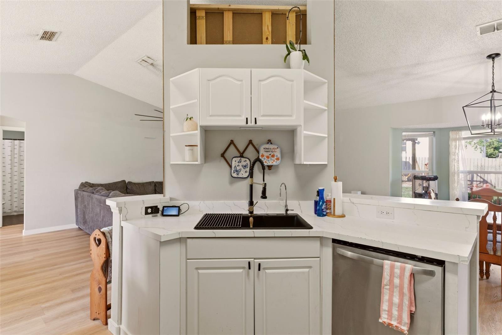 DELTONA LAKES UNIT 04 - Residential