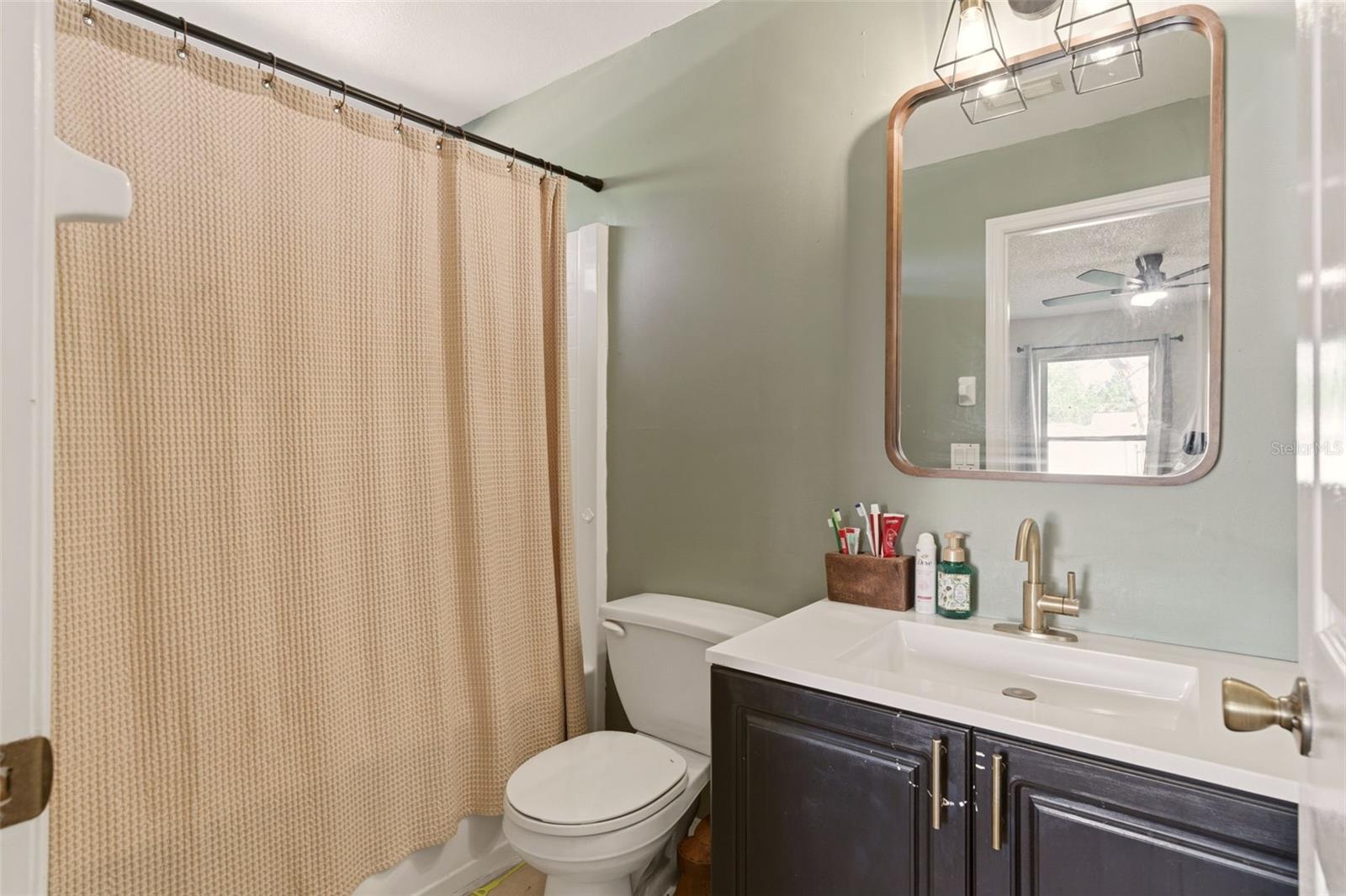 DELTONA LAKES UNIT 04 - Residential