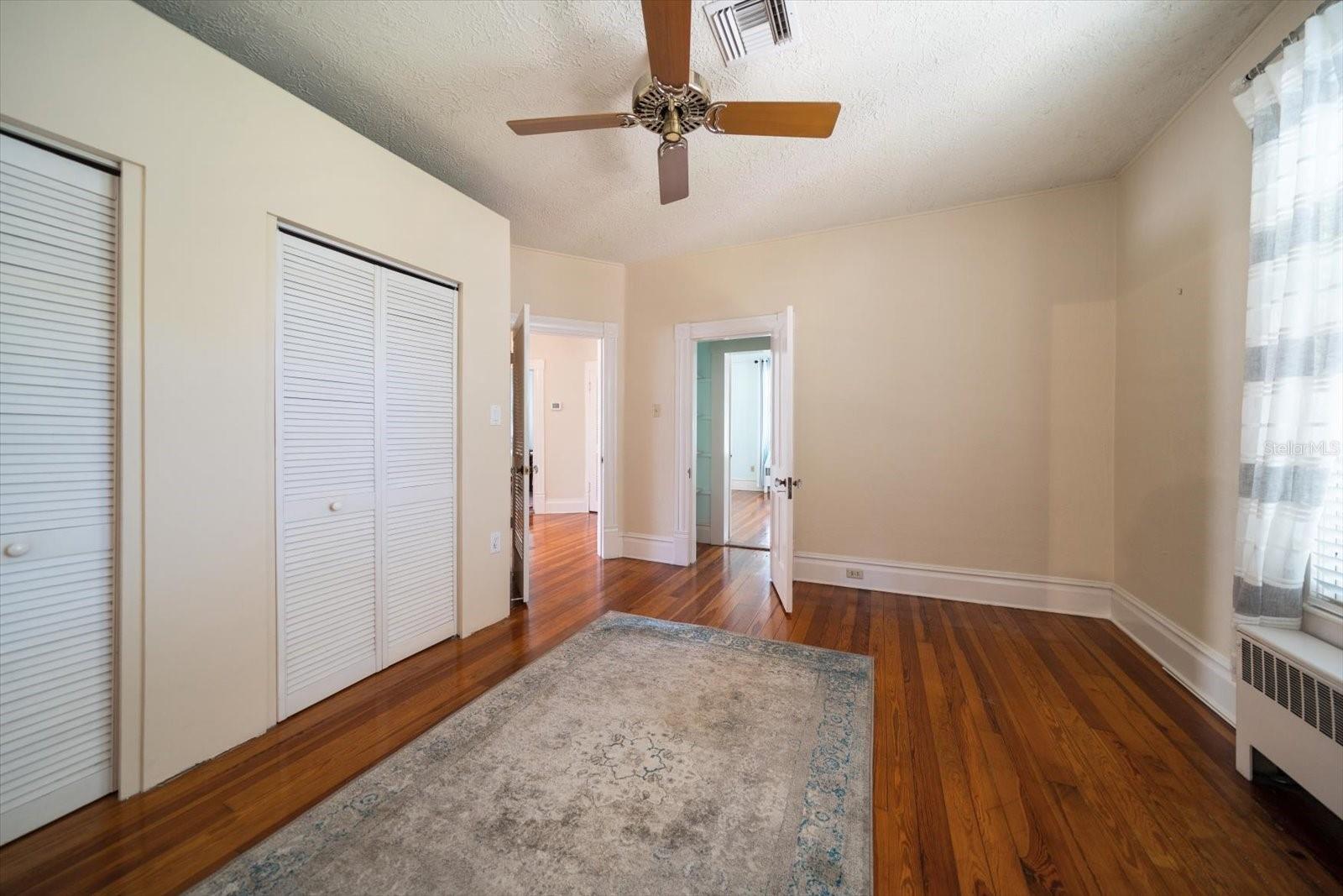 DUNEDIN TOWN OF - Residential