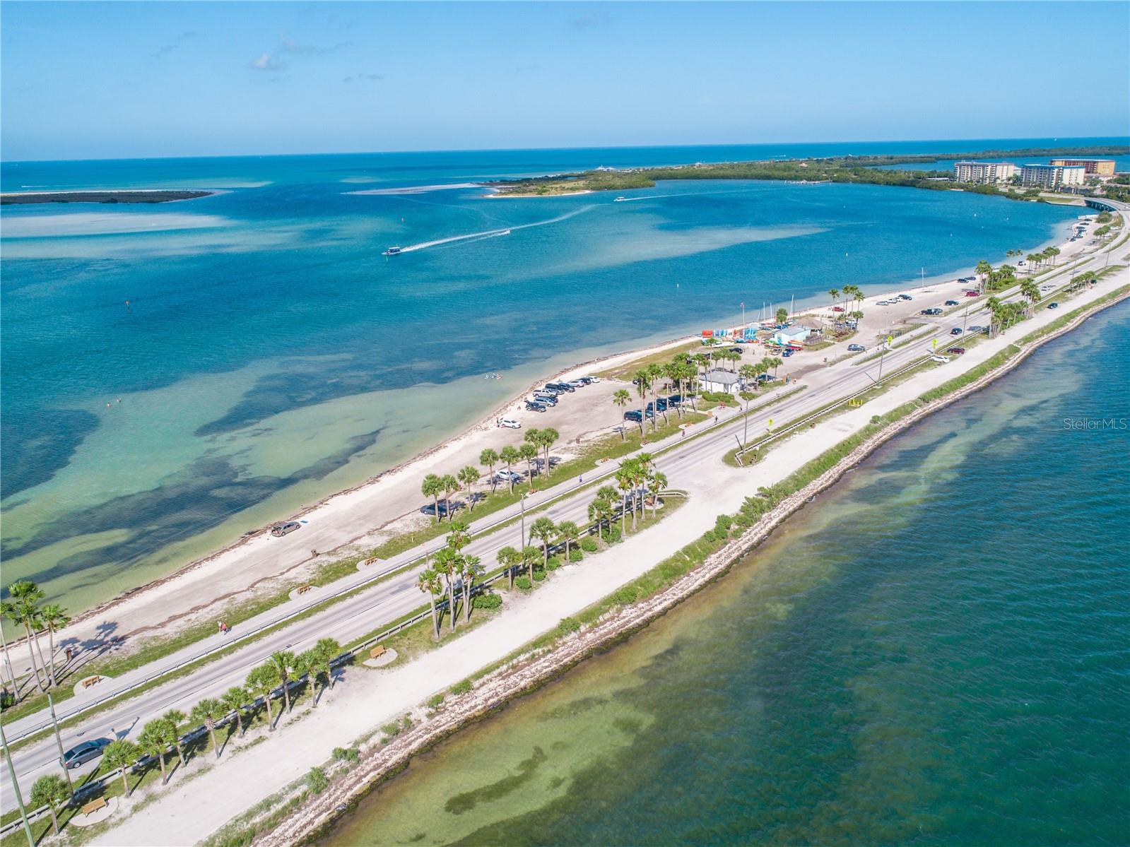 DUNEDIN TOWN OF - Residential