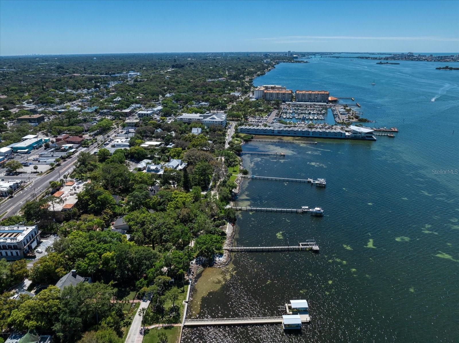 DUNEDIN TOWN OF - Residential