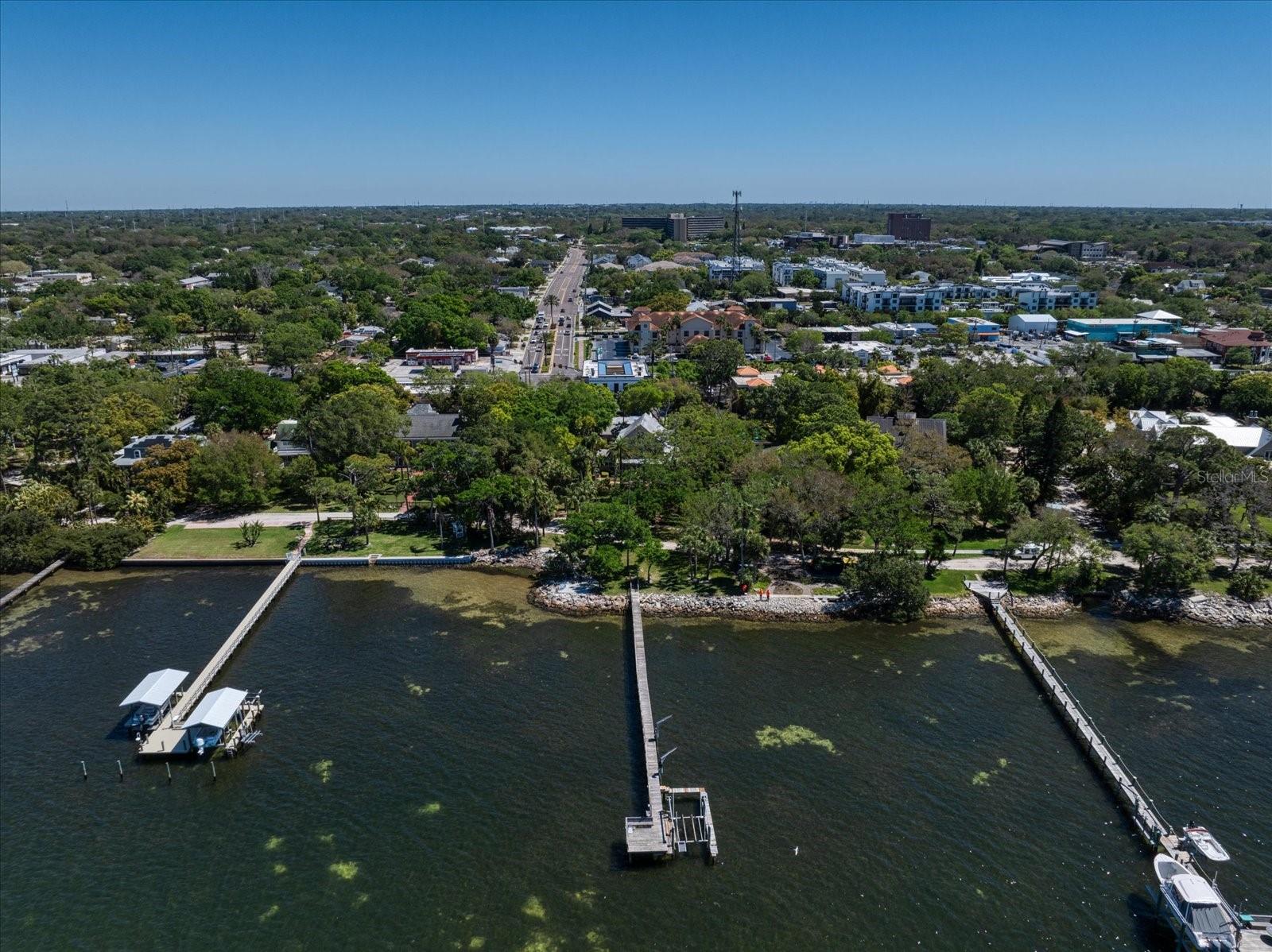 DUNEDIN TOWN OF - Residential
