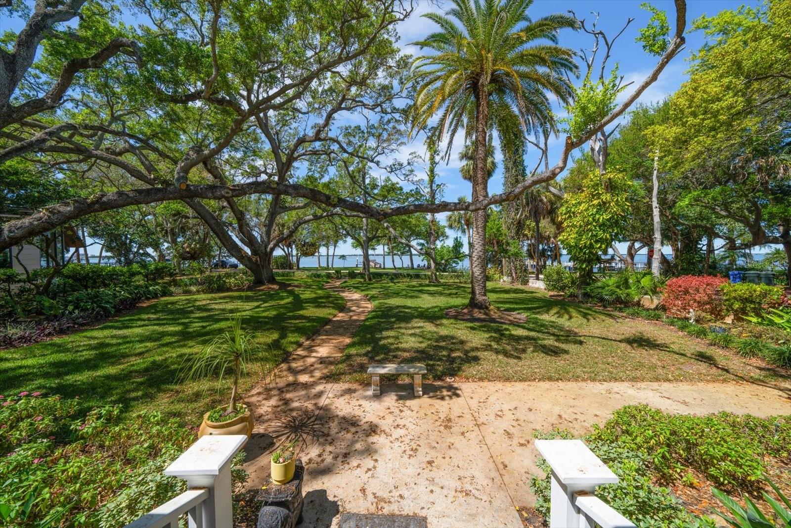 DUNEDIN TOWN OF - Residential