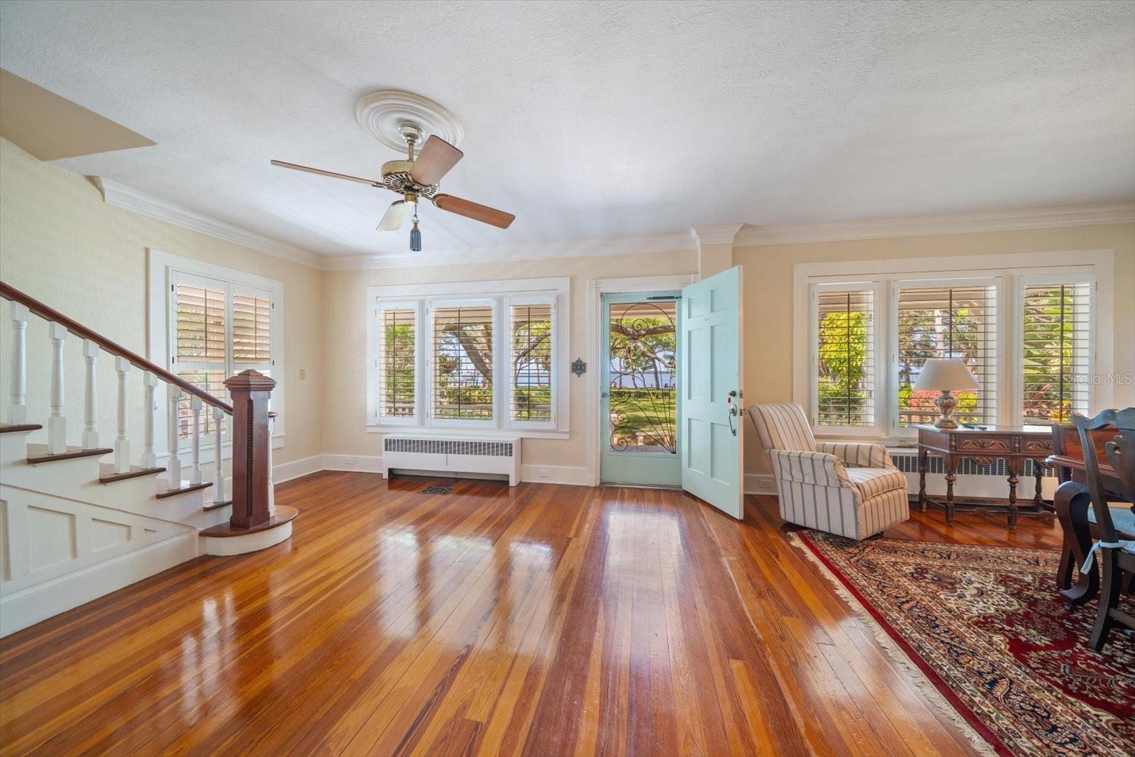 DUNEDIN TOWN OF - Residential